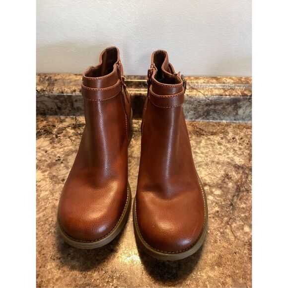 Rockport Women’s 8 Leather Upper Ankle Boots with Heel - Picture 1 of 7